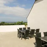 Five-bedroom In *