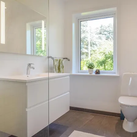 Дом отдыха Five-bedroom In