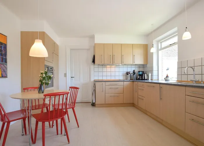 Five-bedroom In Nordenbro Vesteregn