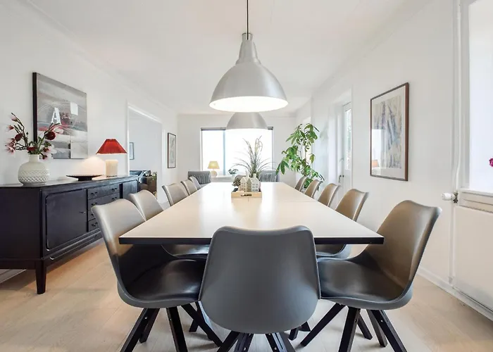 Five-bedroom In בית נופש *